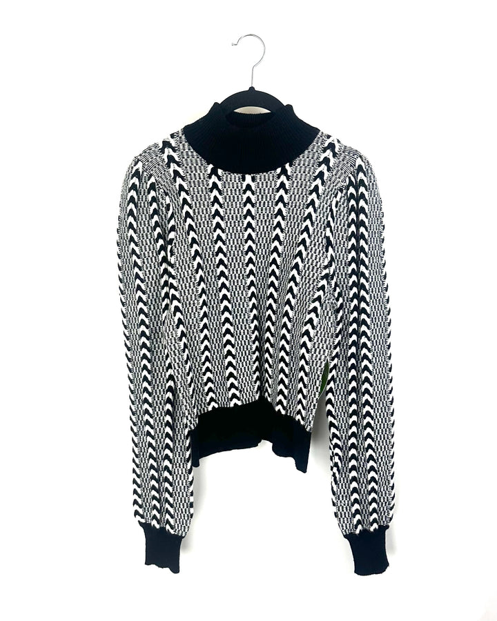 Black & White Chunky Mock Neck Sweater - Small