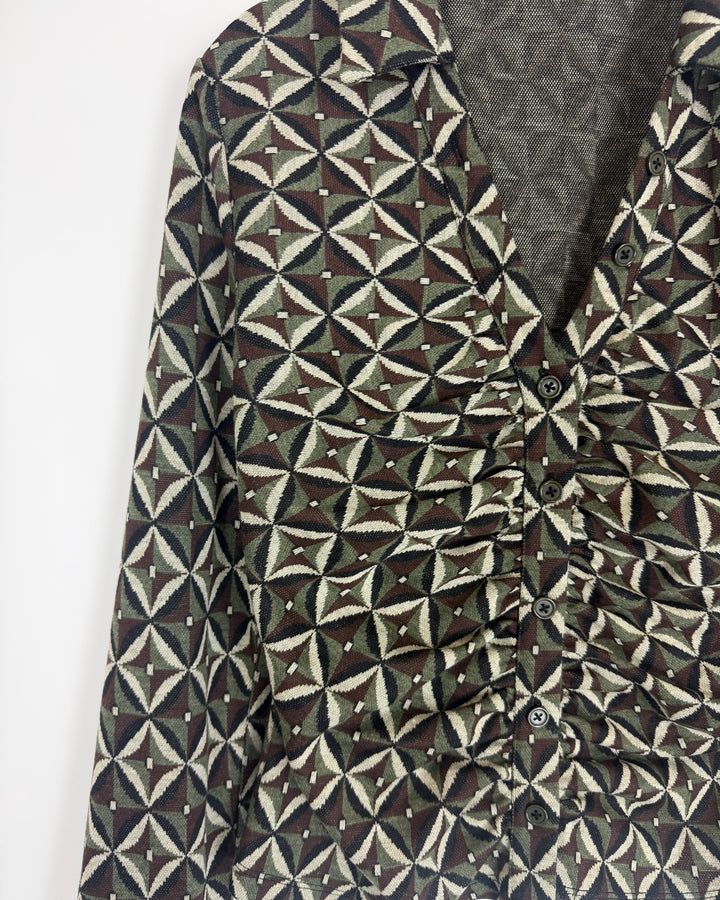 Green and Brown Printed Top - Size 4/6