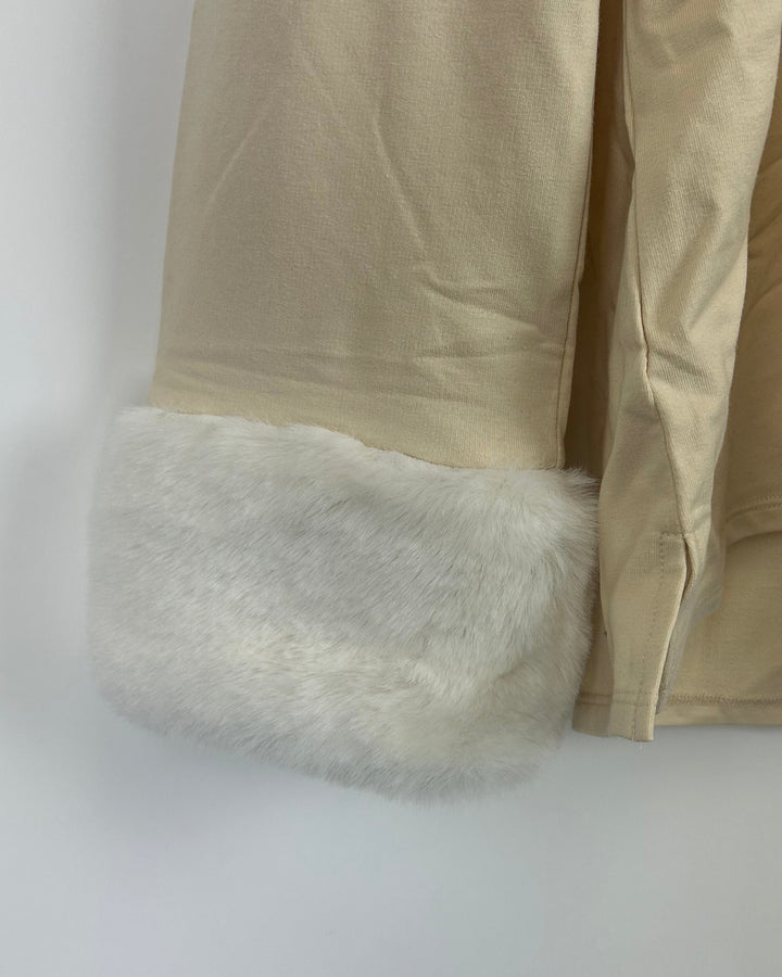Tan V-neck Faux Fur Cuffed Long Sleeve - Size 6