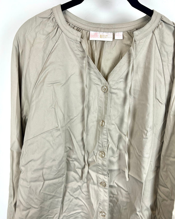 Sandstone Long Sleeve Button-Front Blouse- Size 6/8