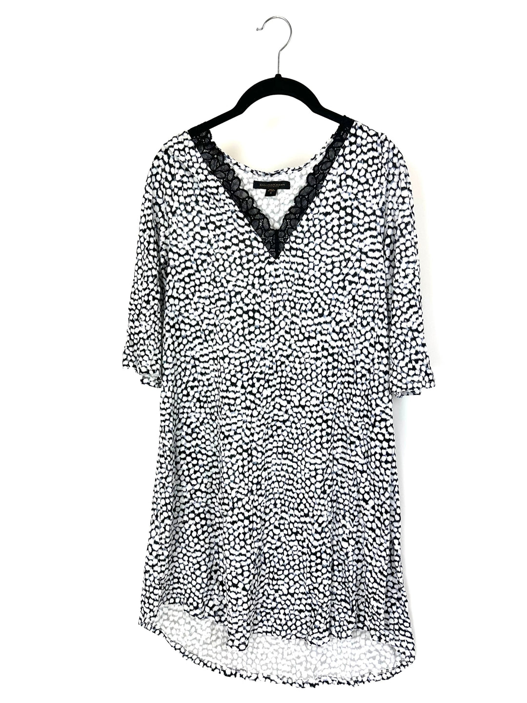 Abstract Print Crop Sleeve Nightgown - Small