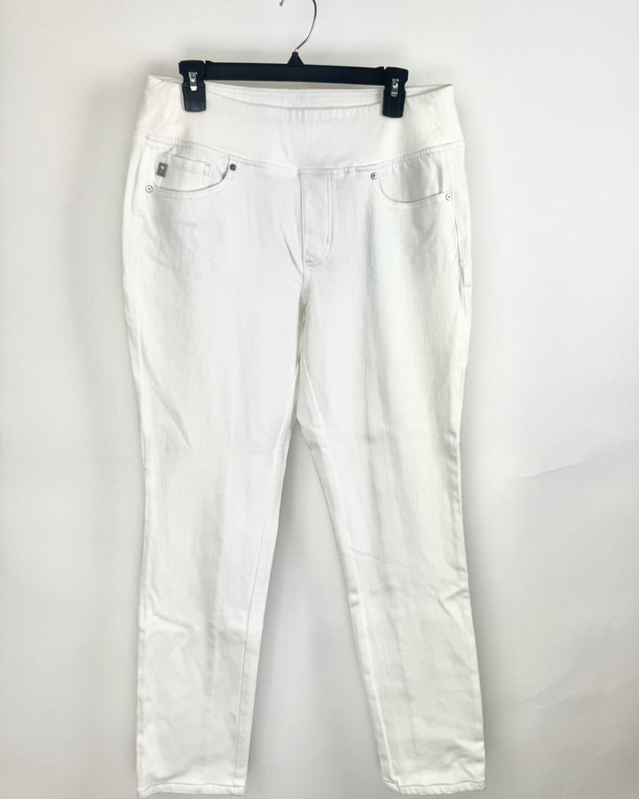 Eggshell White Pull-On White Stretch Jeans- Size 12