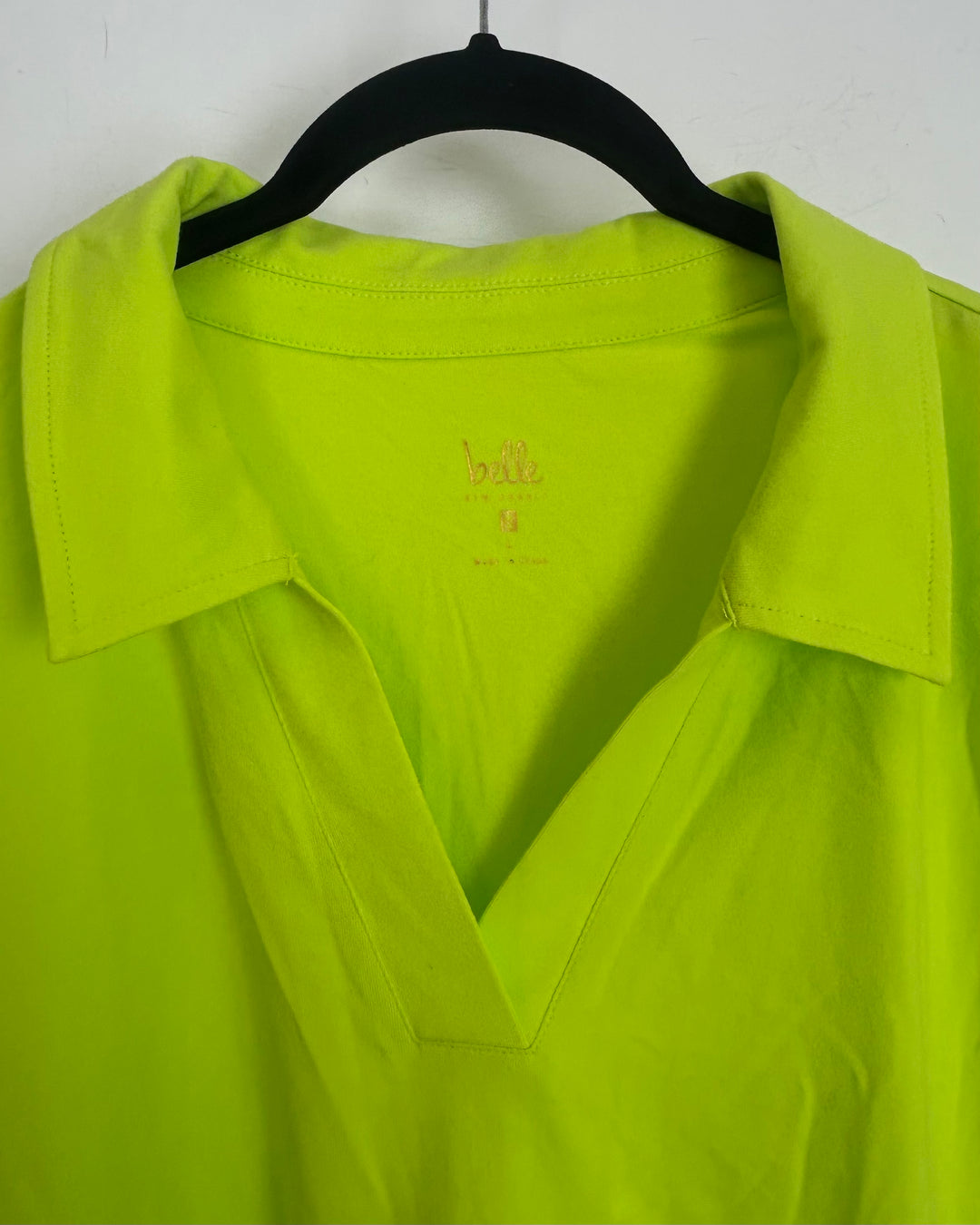 Chartreuse Green V-Neck Collar Top - Size 14/16
