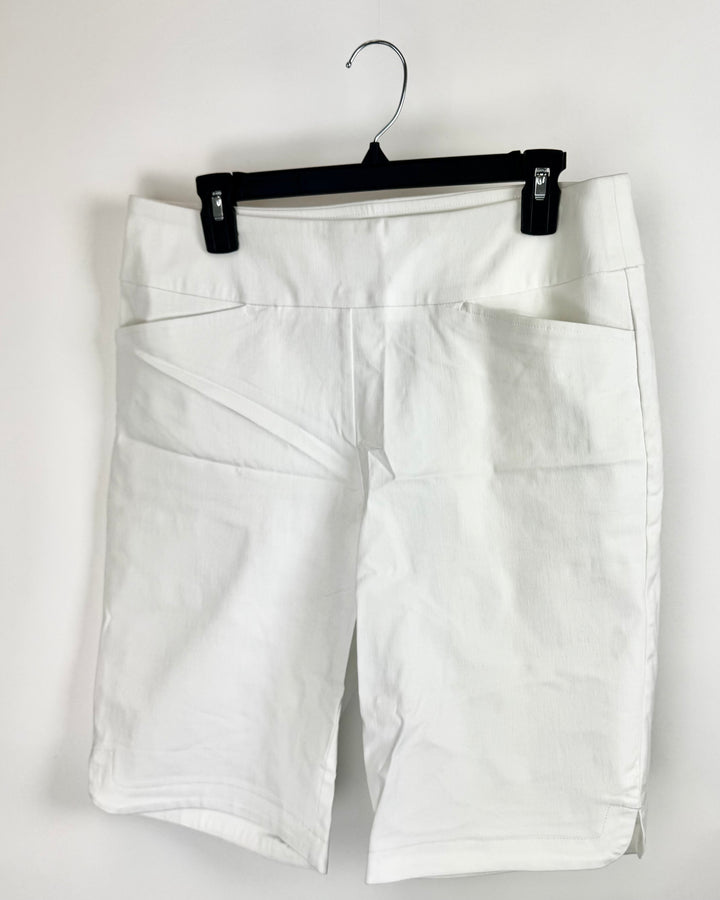 Classic White Stretch Bermuda Shorts - Size 12