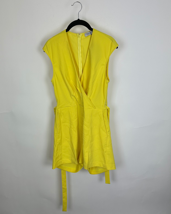 Yellow V-Neck Sleeveless Romper - Size 4/6