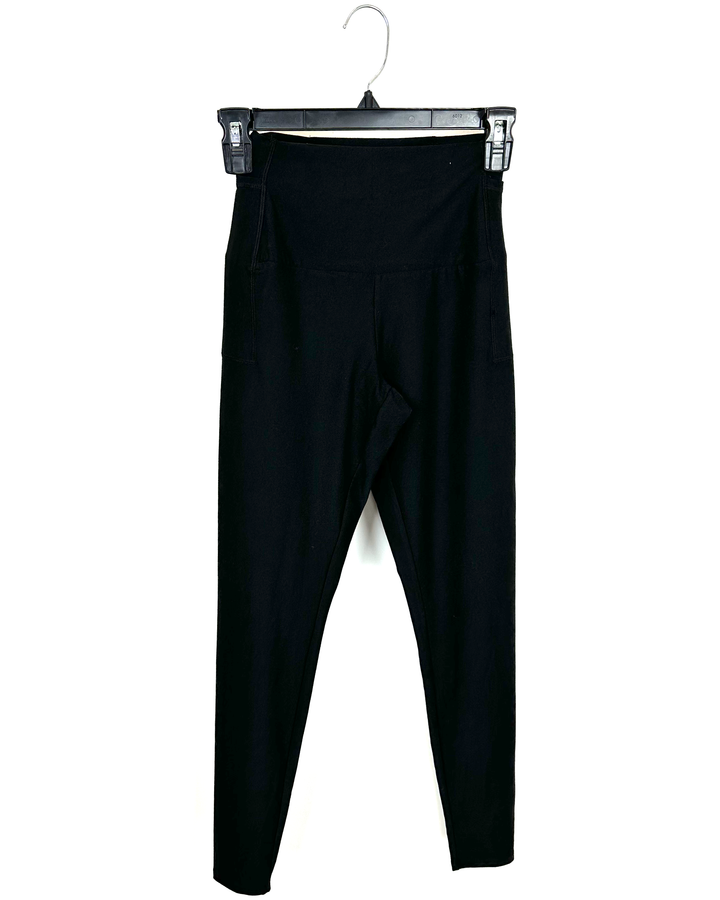 Obsidian Black Pocket Leggings - Size 0/2