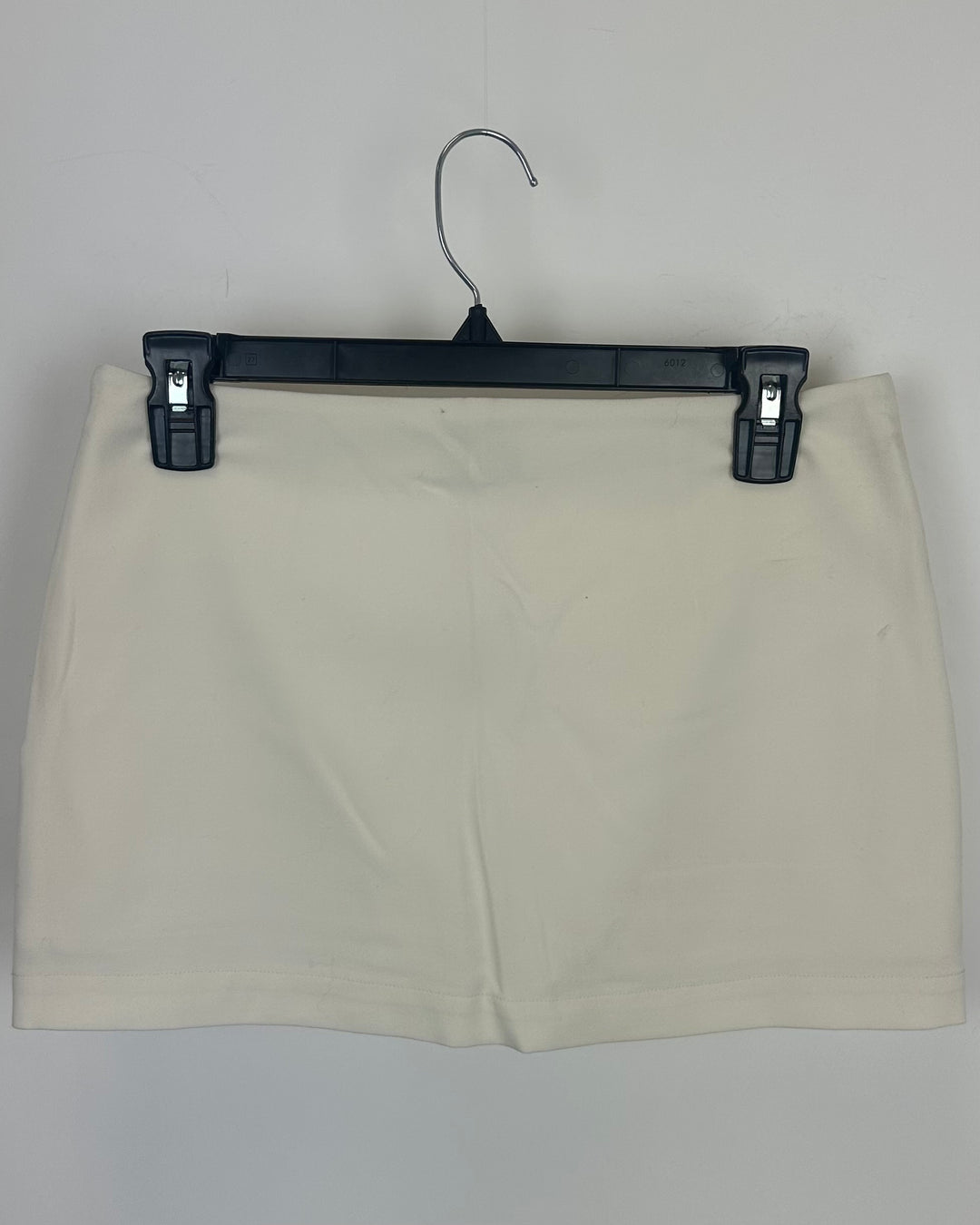 Off White Skort - Size 0/2 and 2/4