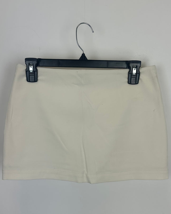 Off White Skort - Size 0/2 and 2/4