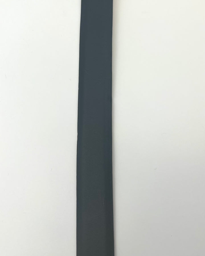 MENS Black Belt with Rectangular Silver Belt Buckle - Size 32