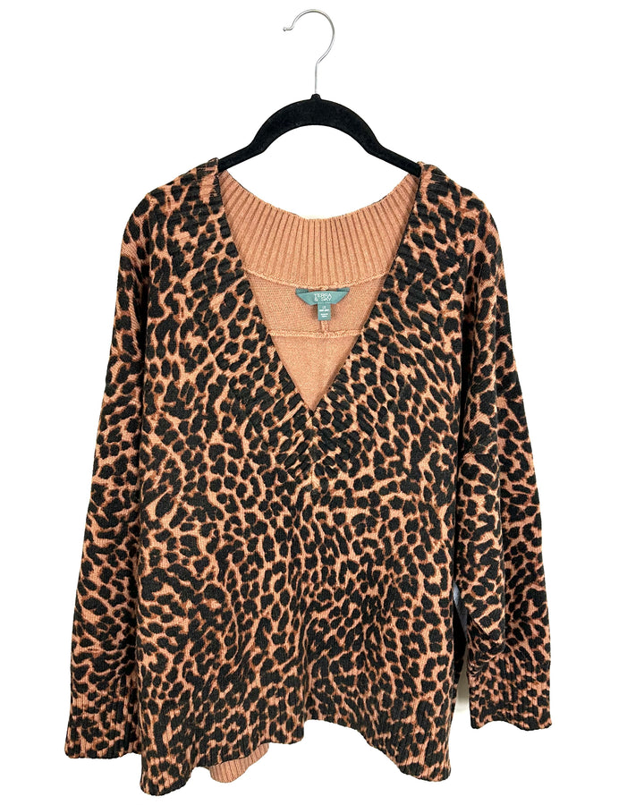 Brown Leopard Print Knit Sweater - Size 1X