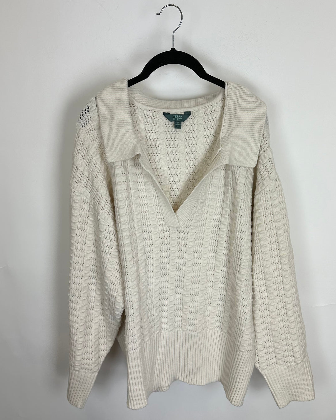 Ivory White Chunky Knit Sweater - Size 1X