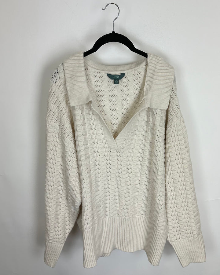 Ivory White Chunky Knit Sweater - Size 1X