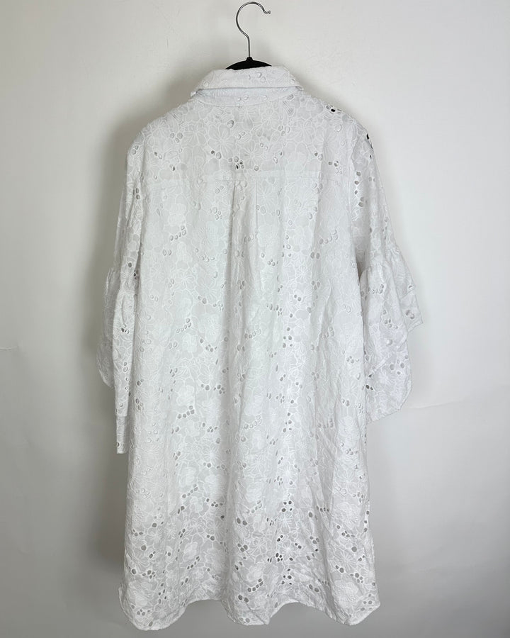 White Eyelet Lace Ruffle Sleeve Dress - Size 8/10