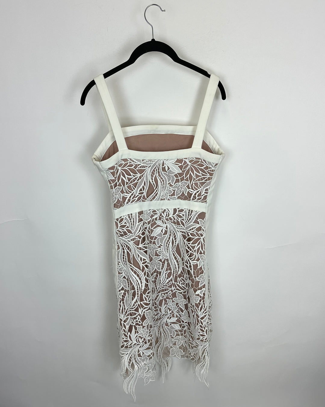 White Embroidered Lace Dress - Size 4/6, 6/8