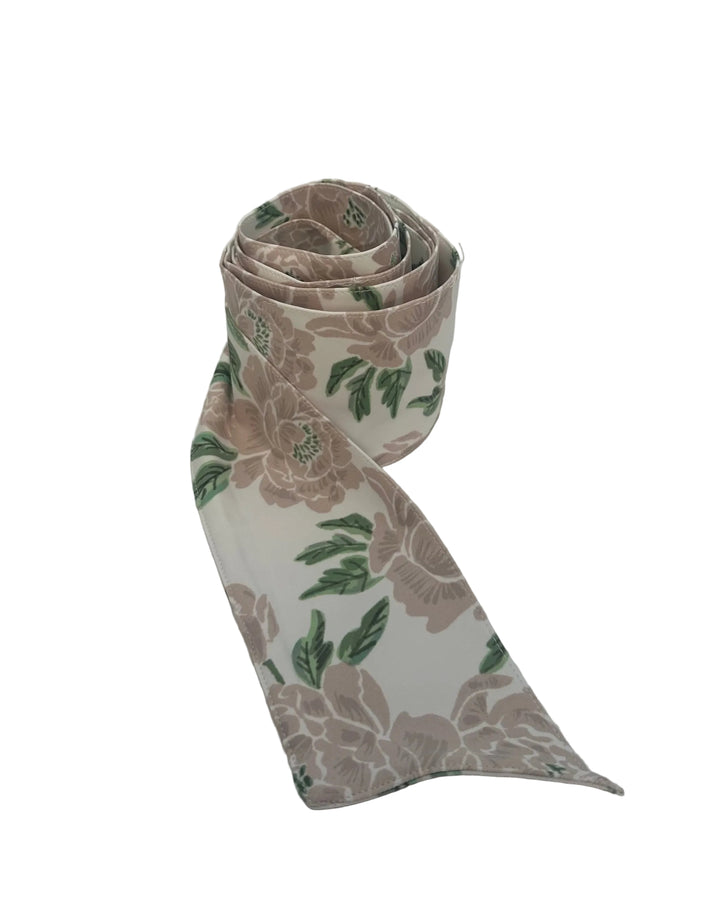 White Floral Patterned Adjustable Belt