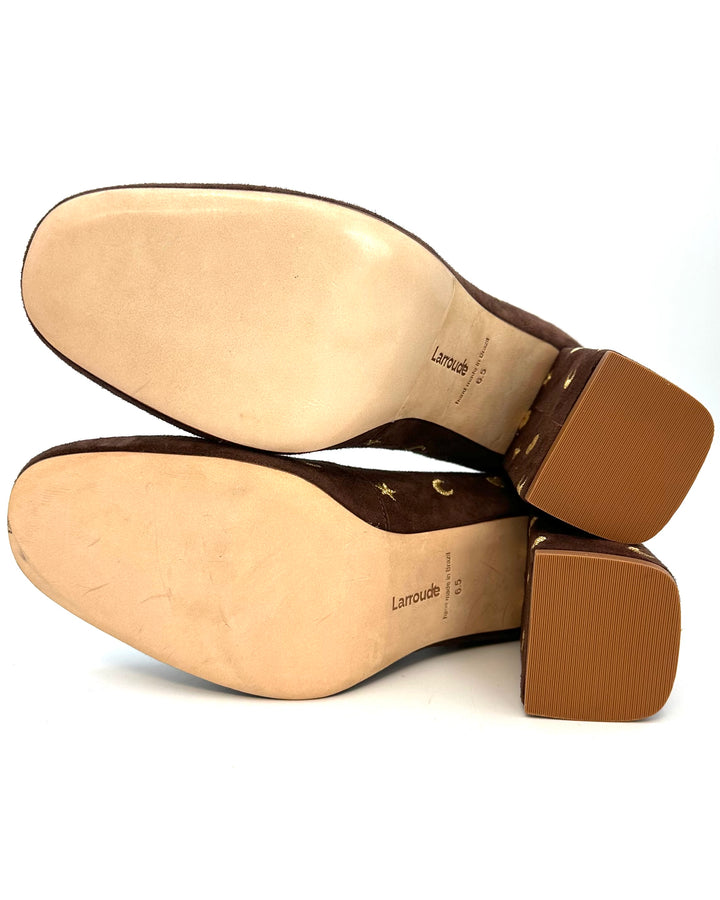 Coffee Brown Embroidered Maryjane Heels - Size 6.5