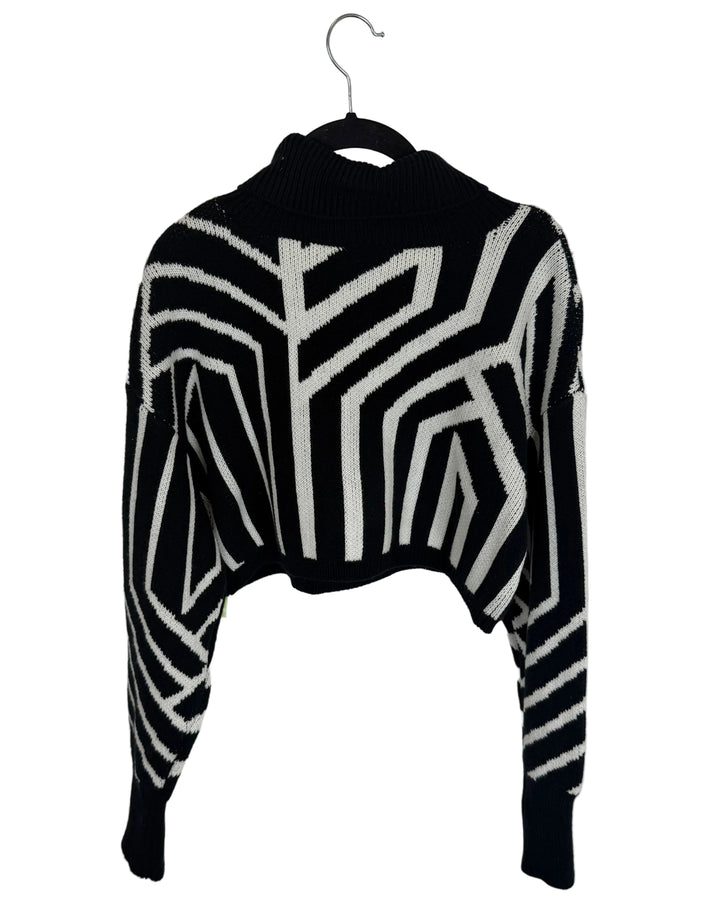 Cropped Geometrical Shape Pattern Turtle Neck Sweater- Size 4/6
