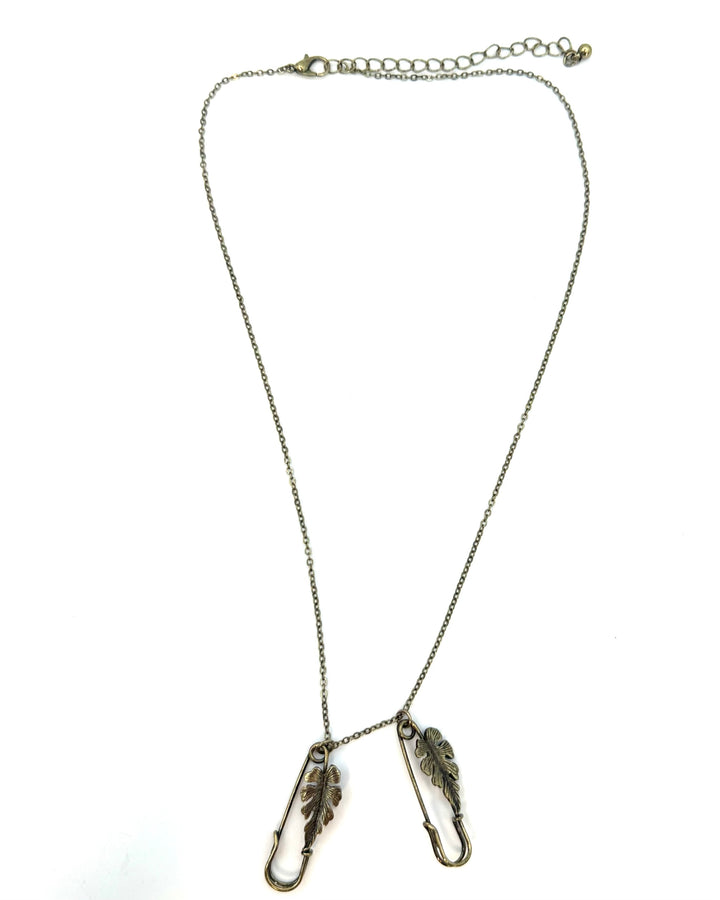 Gold Double Leaf Clip Necklace