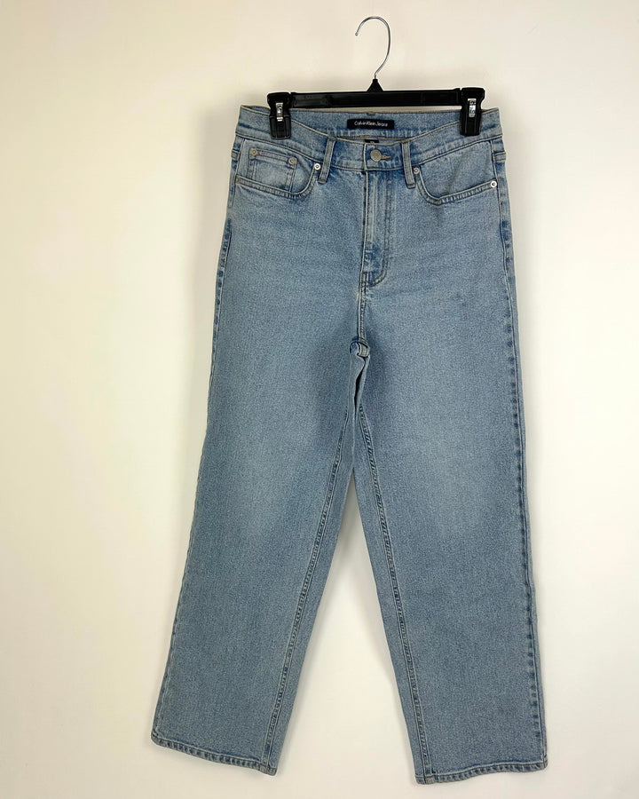 Light Wash Straight Leg Jeans - Size 28 Waist