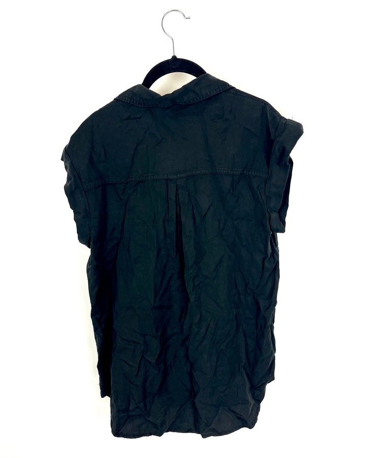Black Short Sleeve Blouse - Size 4/6