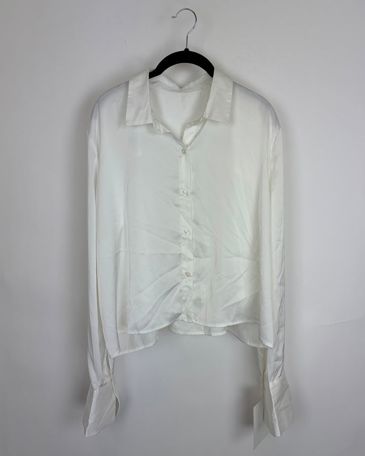 White Button Up Collared Top - Size 4/6