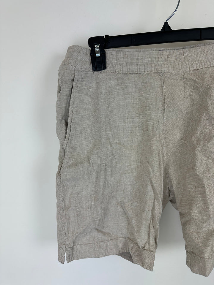 MENS Abercrombie & Fitch Beige Shorts - Large