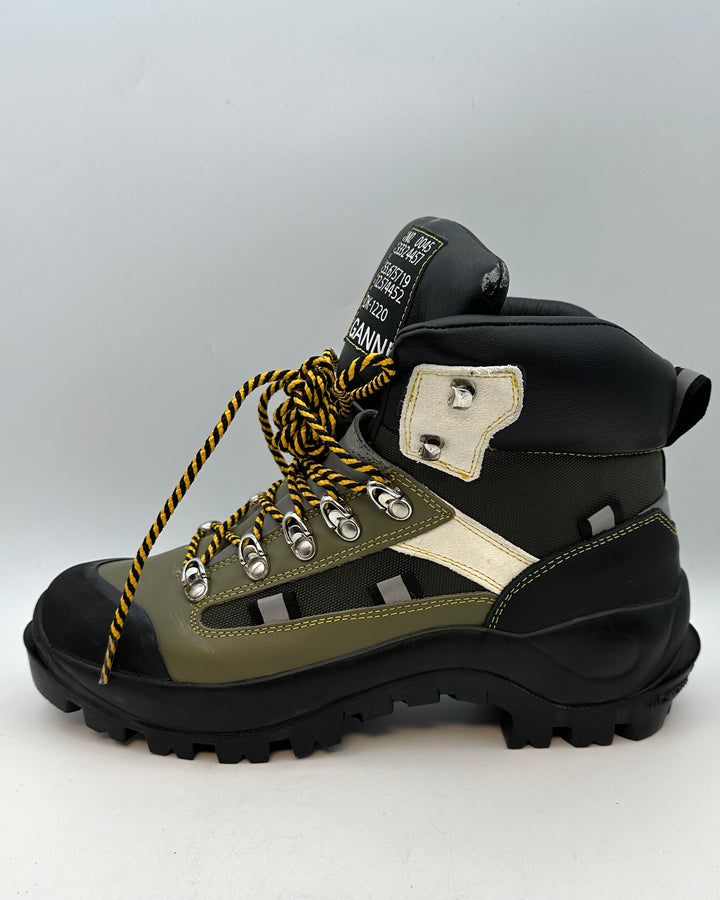 Green and Black Boots - Size 41