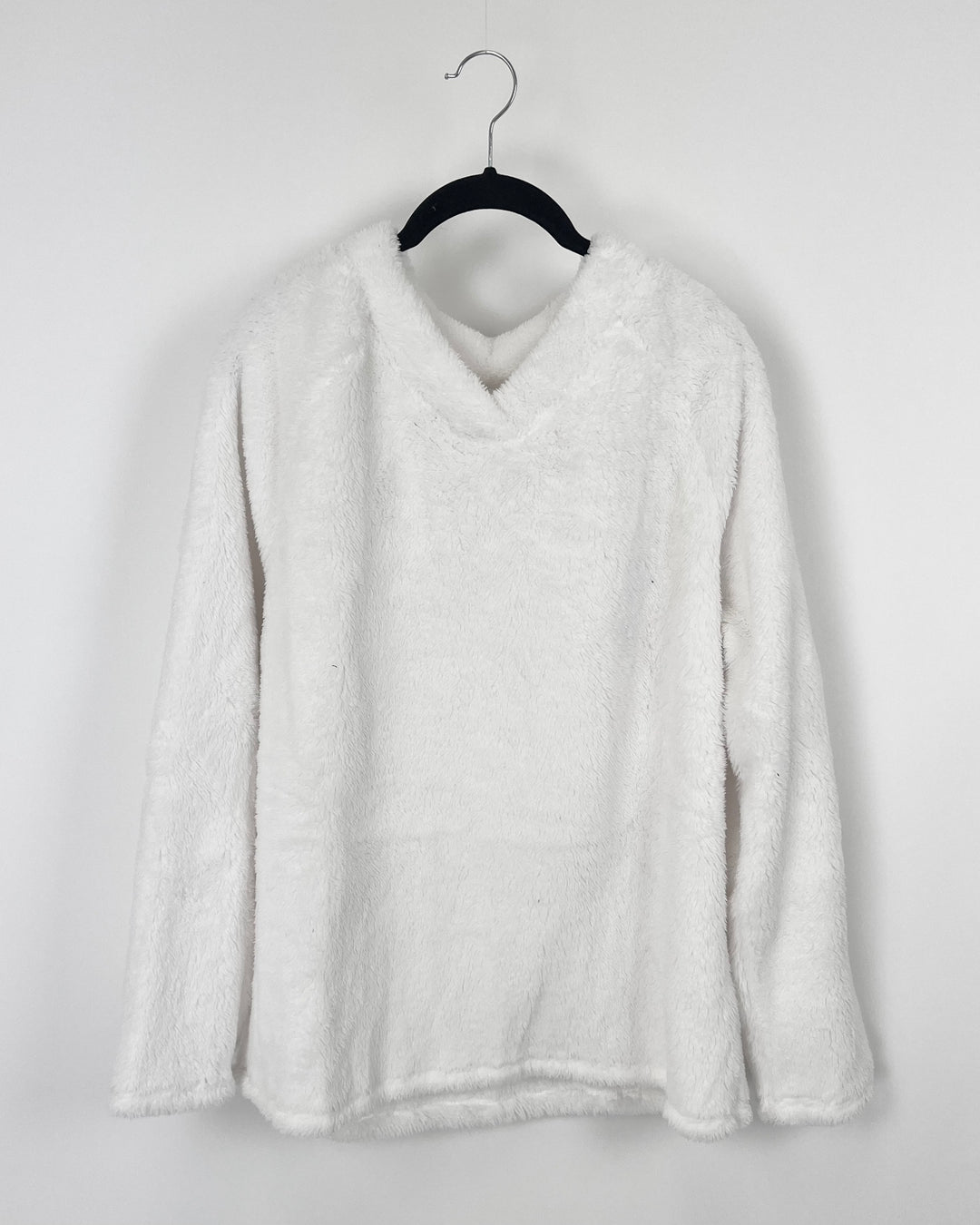 White Sherpa Pull Over - Size 4/6