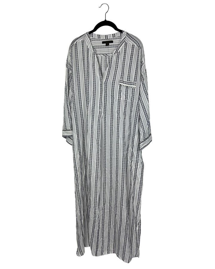 Long Sleeve White and Navy Lounge Dress - 2X