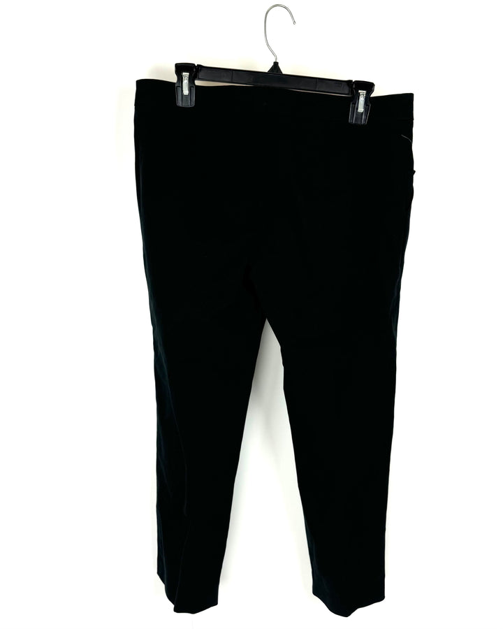 Black Cropped Dress Pants - Size 6