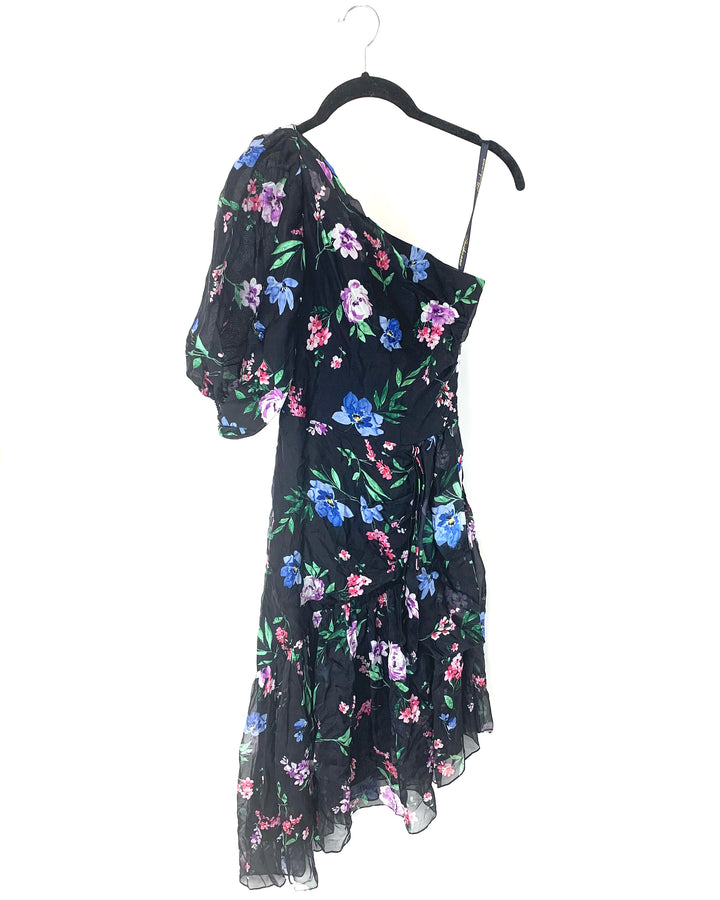 Black With Floral Off Shoulder Long Dress - Size 2/4