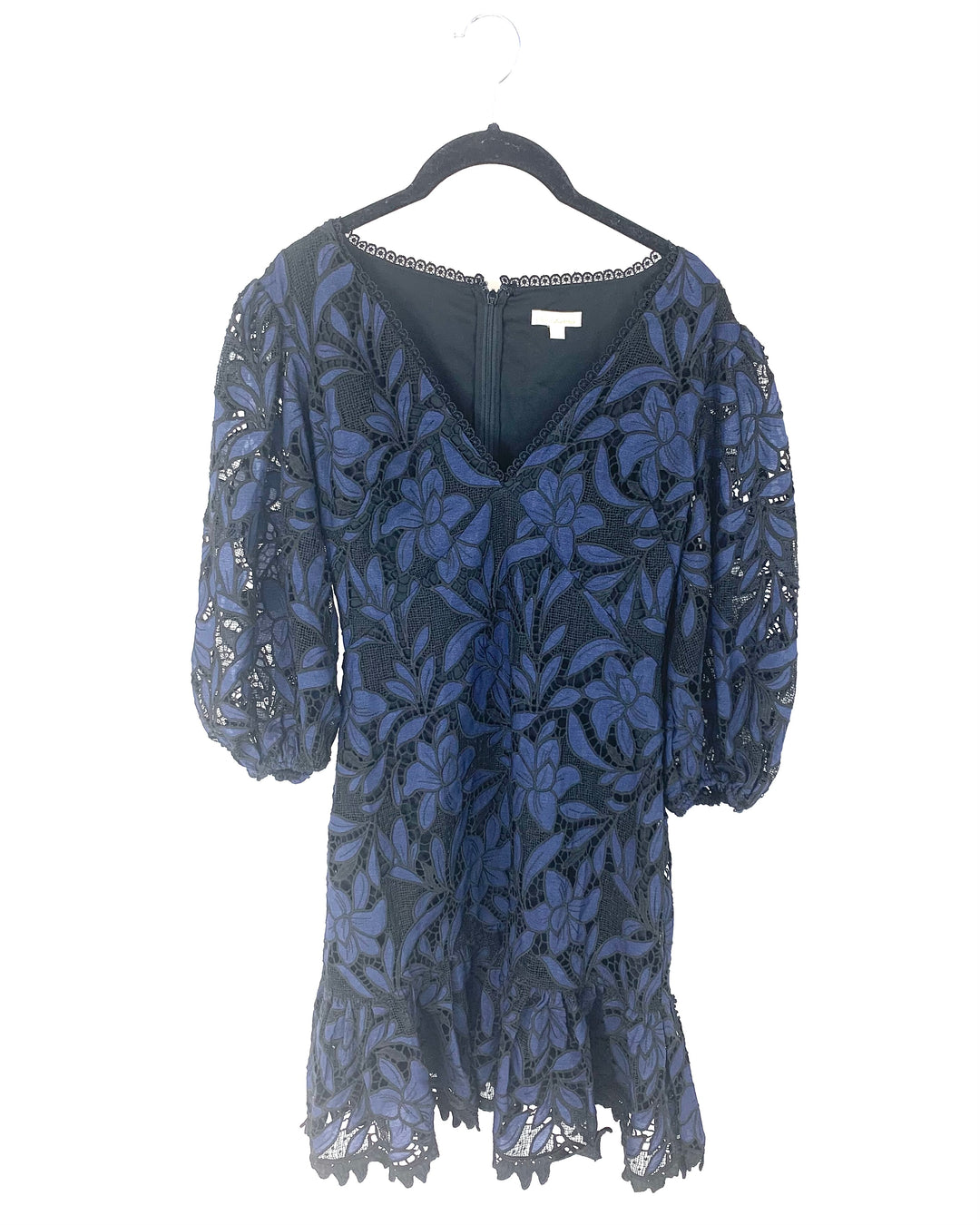 Black and Navy Floral Lace Dress- Size 4 The Fashion Foundation Black and Navy Floral Lace Dress- Size 4 The Fashion Foundation