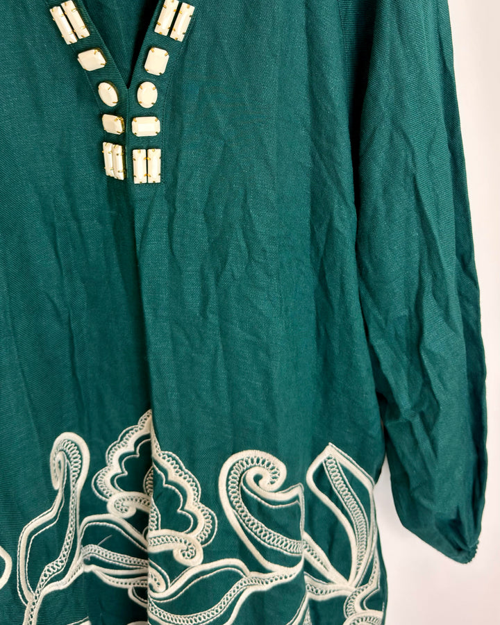 Green Embellished Long Sleeve Dress - Size 10/12