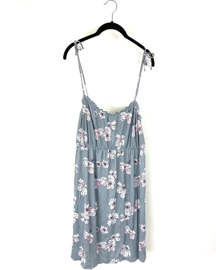 Gray Floral Print Flowy Top - Size 10/12