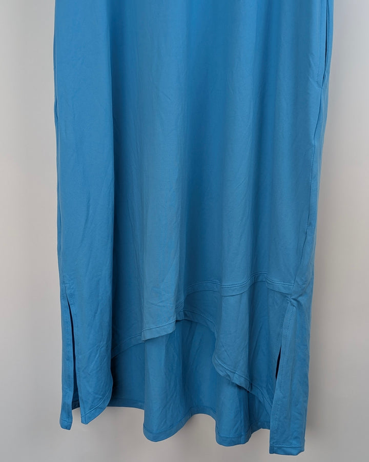 Blue Flowy Short Sleeve Dress - Small