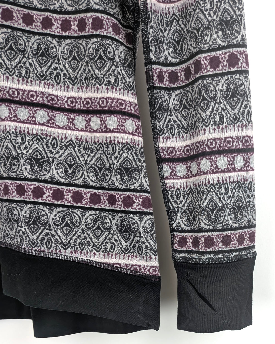 Long Sleeve Fleecewear Patterned Knit Pullover- Size 2/4