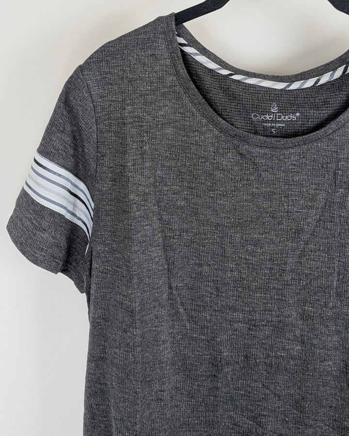Dark Grey Striped Sleeve T-Shirt - Size 2/4