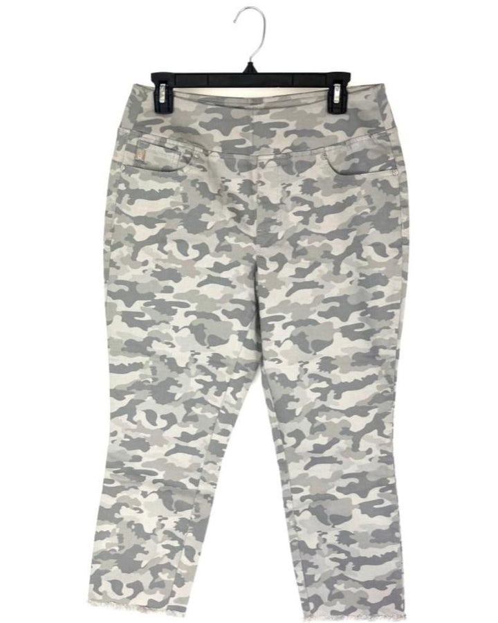 Shades Of Grey Camouflage Jeans - Size 12/14