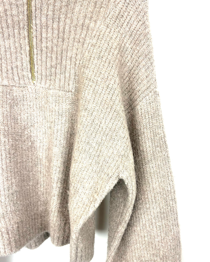 Oatmeal Cropped Quarter Zip Sweater - Medium