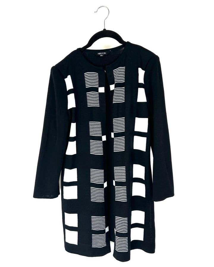 Black and White Abstract Cardigan - Size 2/4