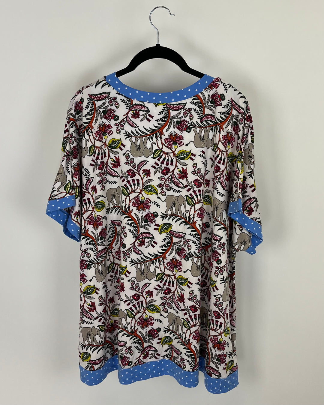 Elephant Pattern Lounge T-Shirt - Size 1X