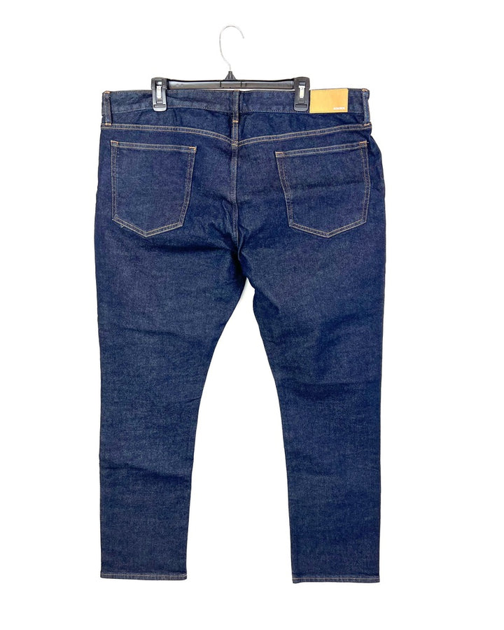MENS Dark Denim Athletic Jeans - Size 38/32 and 36/30