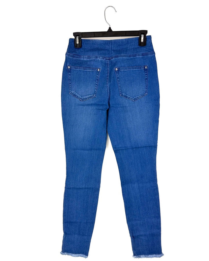 Medium Wash Stretchy Jeans - Size 6