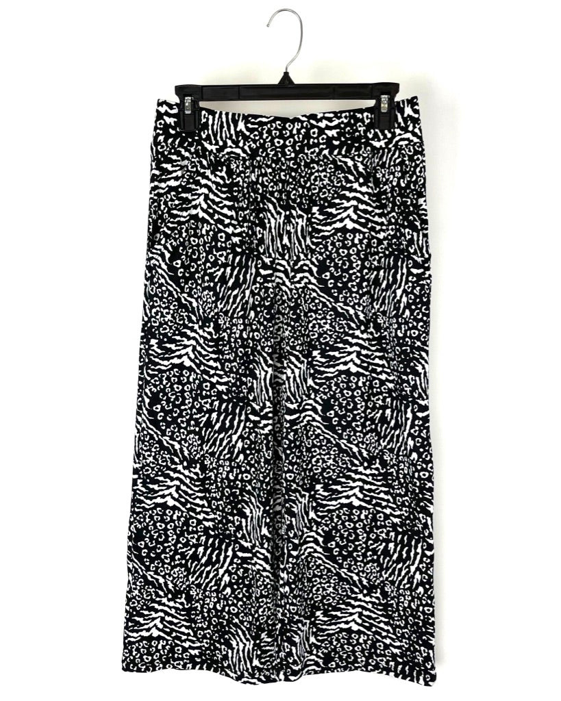 Black and White Animal Print Lounge Pants - Size 6/8