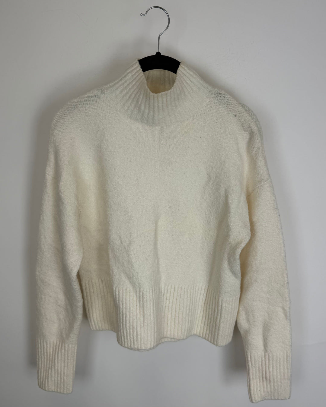 Winter White Turtle Neck Sweater - Size 2/4