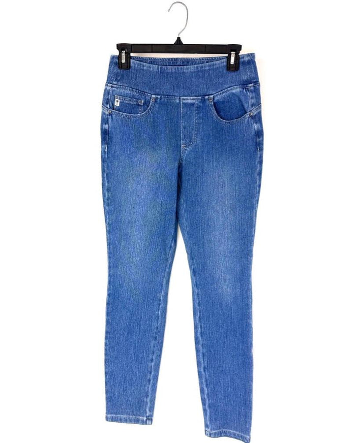Medium Wash Skinny Jeans - Size 6