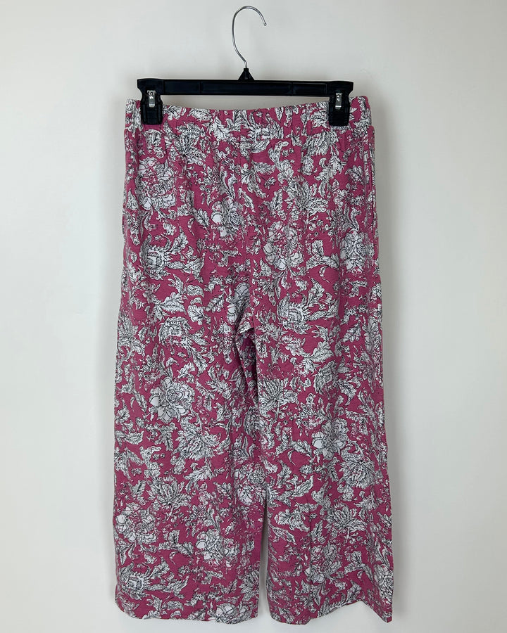 Pink & White Paisley Print Lounge Pants - Size 2/4