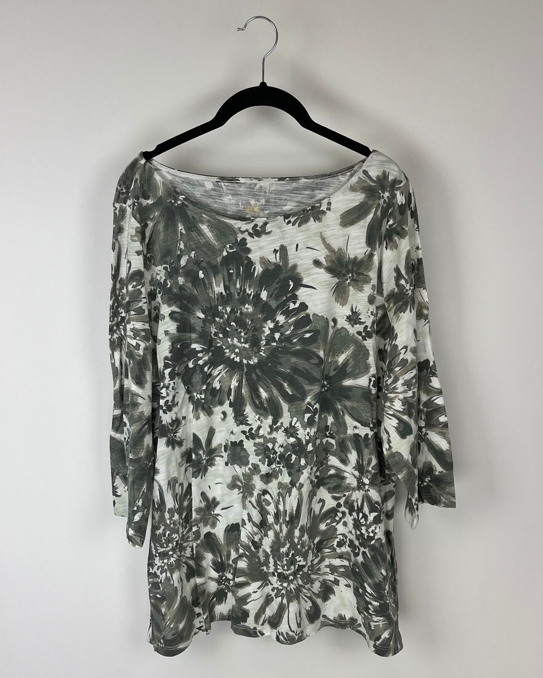 Green and White Floral Top - Size 14-16