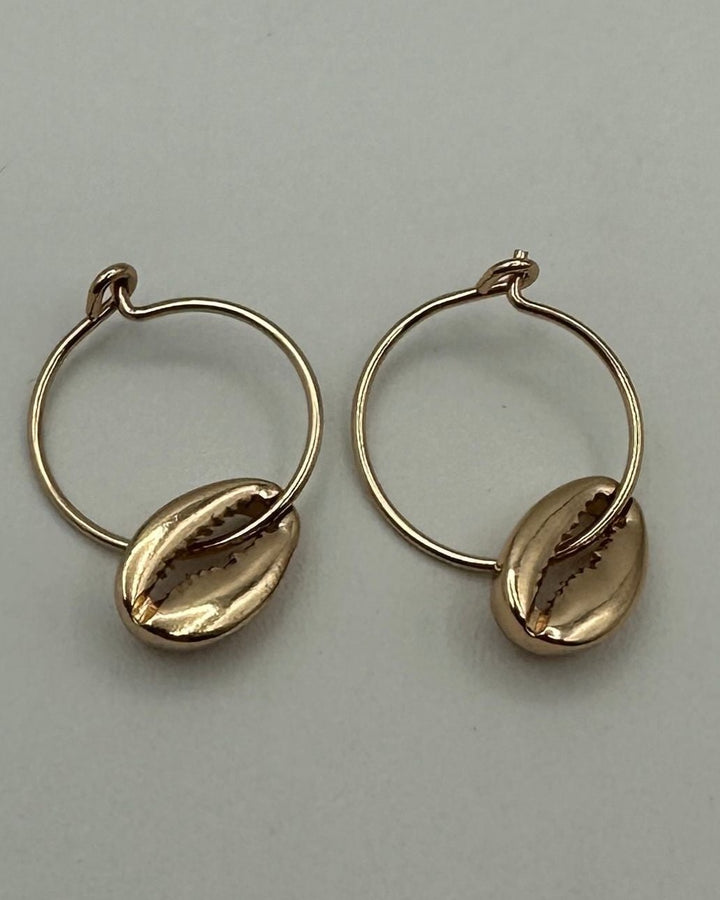 Gold Shell Pendant Earrings