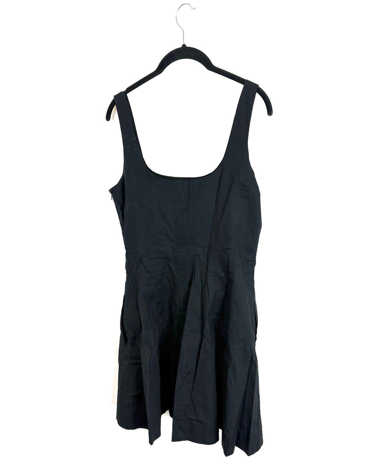 Black Structured Scoop Neck Dress - Size 4, 8, and 12